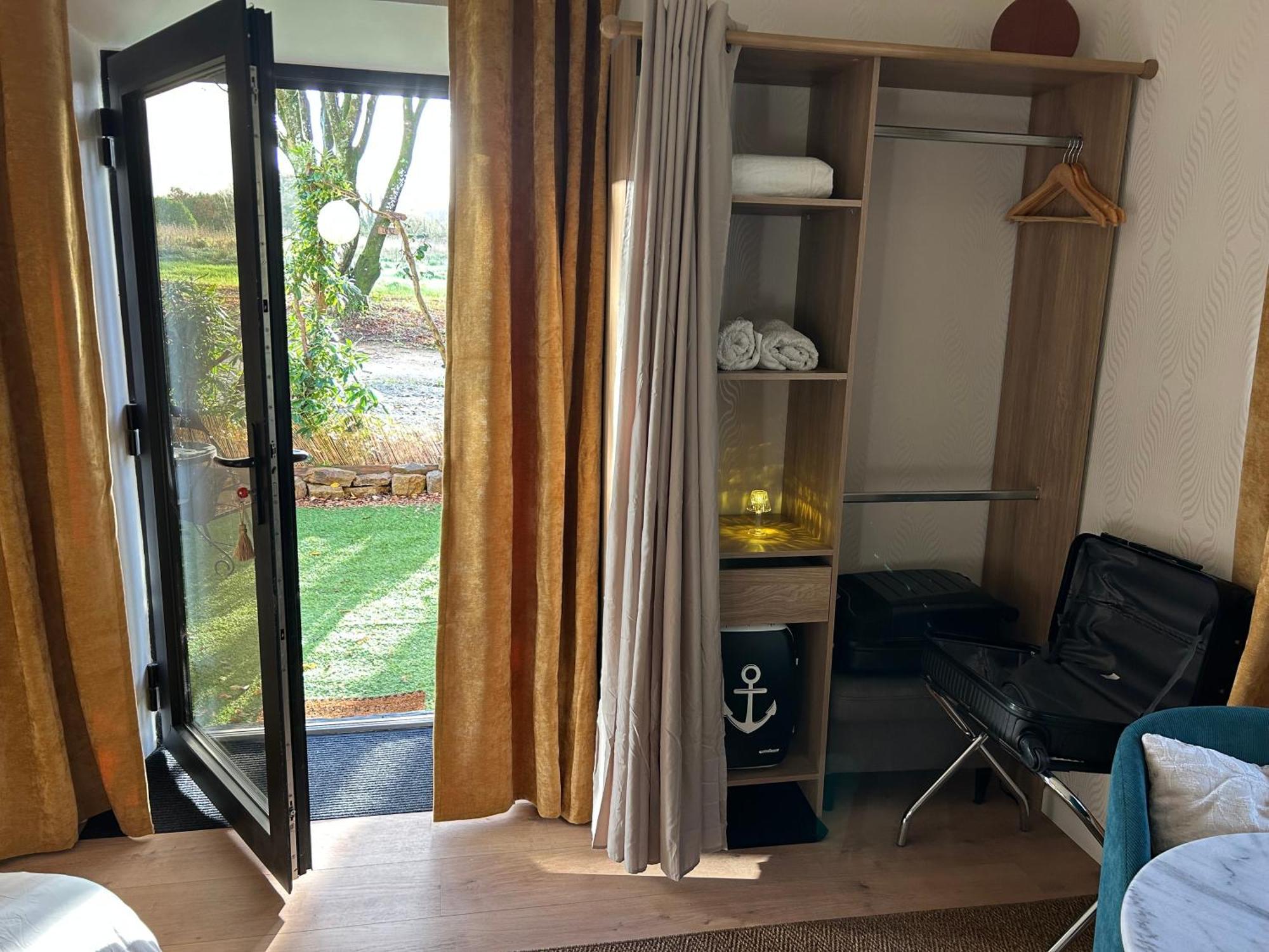 Reve De Clarte Bed and Breakfast Plouigneau Exteriör bild