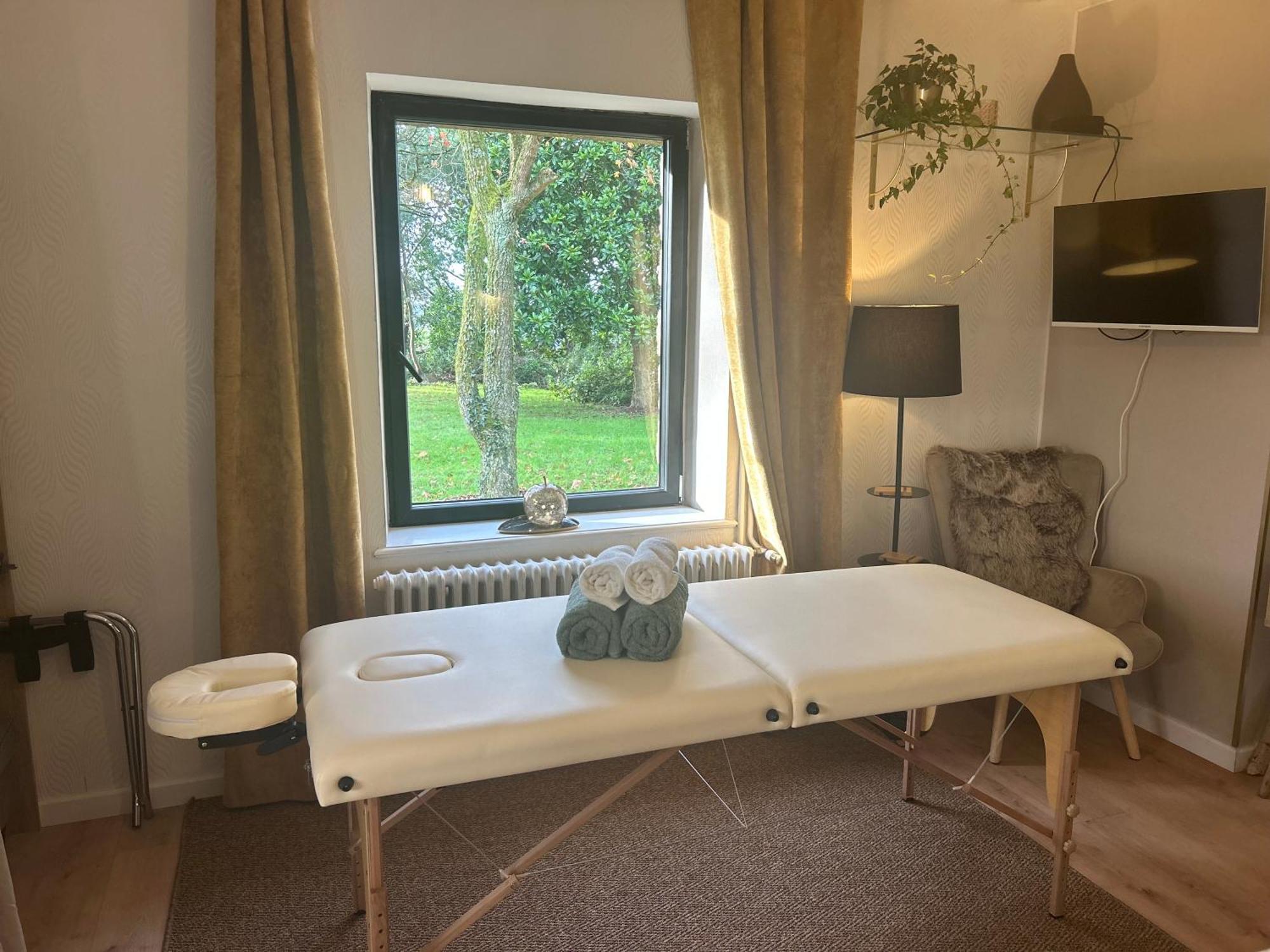Reve De Clarte Bed and Breakfast Plouigneau Exteriör bild